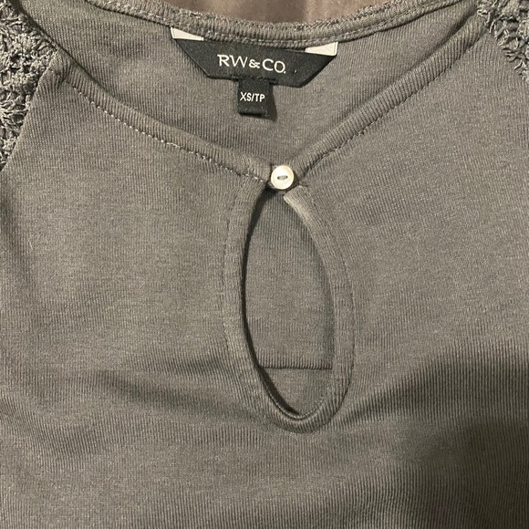 RW&CO. Tank - Picture 2 of 3